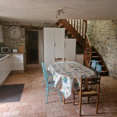 La Loge Holiday home Corne