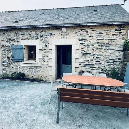 Nyaraló La Loge Corné